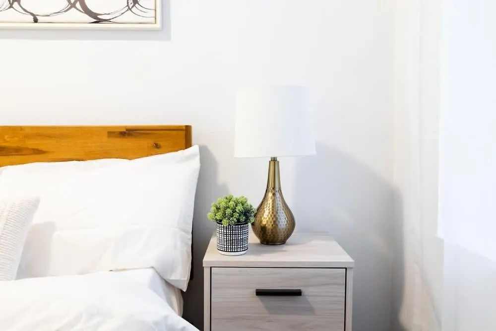 1435-2 3 Bedrooms 2 Bath Wd Ues New York 0*,