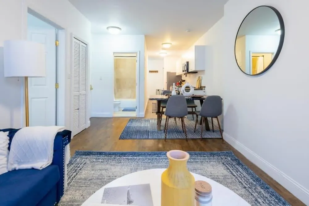 1435-2 3 Bedrooms 2 Bath Wd Ues New York 0*,