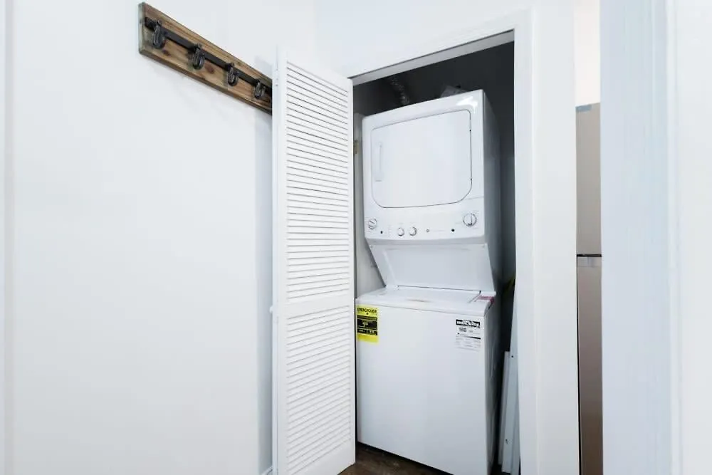 1435-2 3 Bedrooms 2 Bath Wd Ues Нью-Йорк Апартаменты