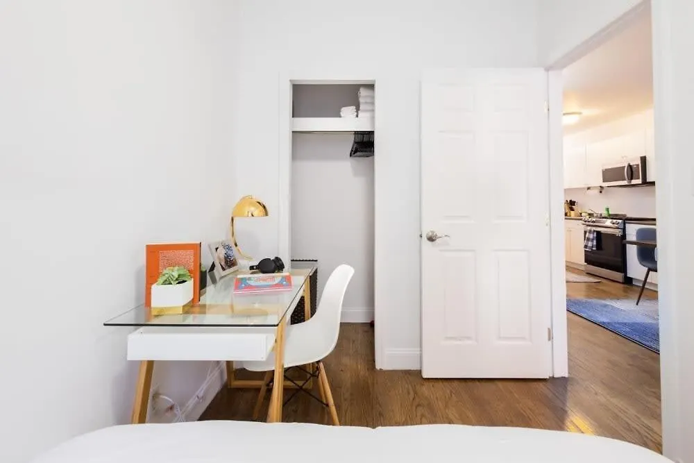 1435-2 3 Bedrooms 2 Bath Wd Ues Нью-Йорк 0*,  США