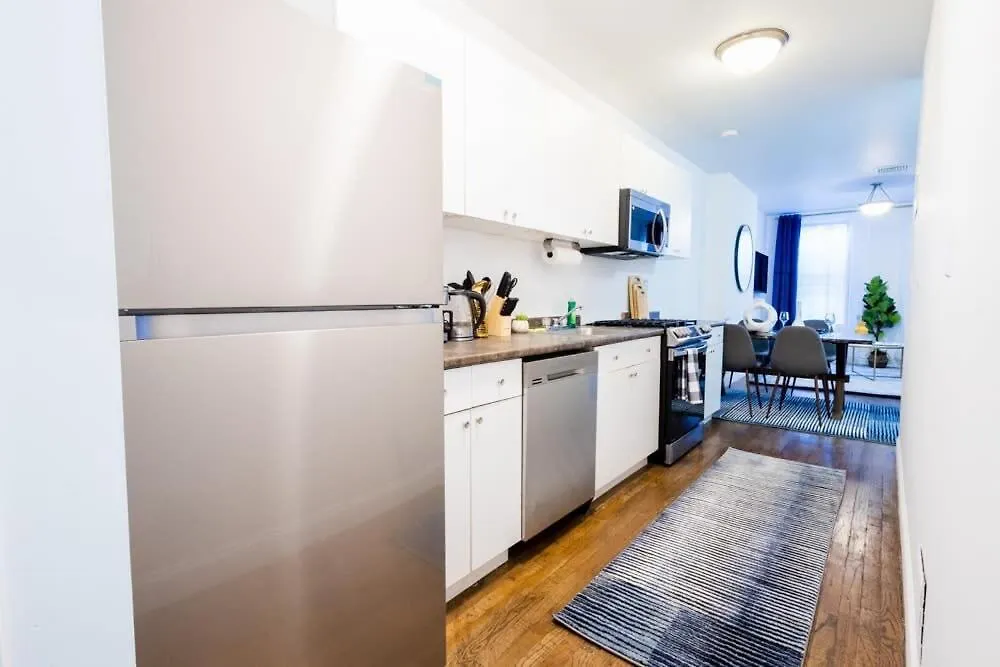 1435-2 3 Bedrooms 2 Bath Wd Ues Нью-Йорк 0*,  США