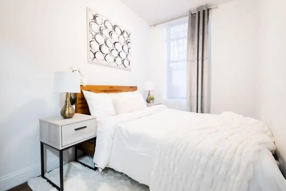 1435-2 3 Bedrooms 2 Bath Wd Ues Nowy Jork Apartament